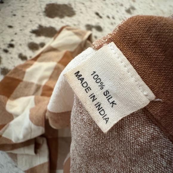 ALI GOLDEN Silk Crewneck Tank In Chestnut Plaid Size Small - Picture 5 of 7